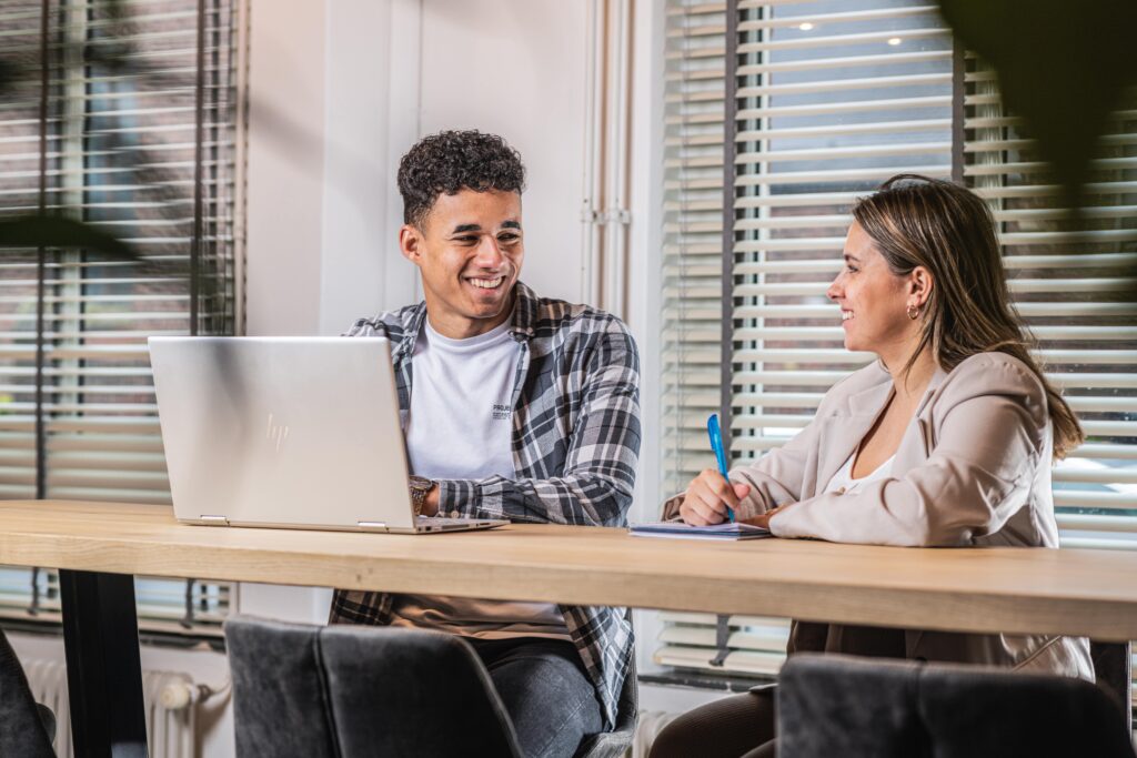 Wij zitten klaar om u te ondersteunen bij uw recruitmentstrategie.